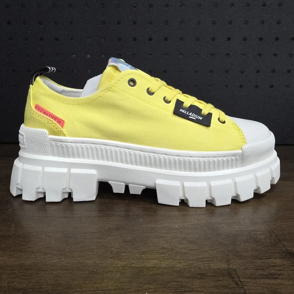 Palladium Revolt LO TX Star Yellow Women Chunky Platform Shoe 10 US